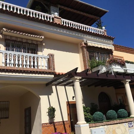 Apartment With Private Patio Fuengirola Exterior photo