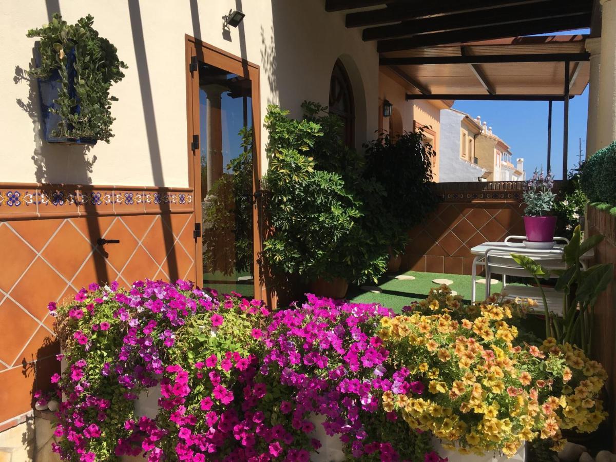 Apartment With Private Patio Fuengirola Exterior photo