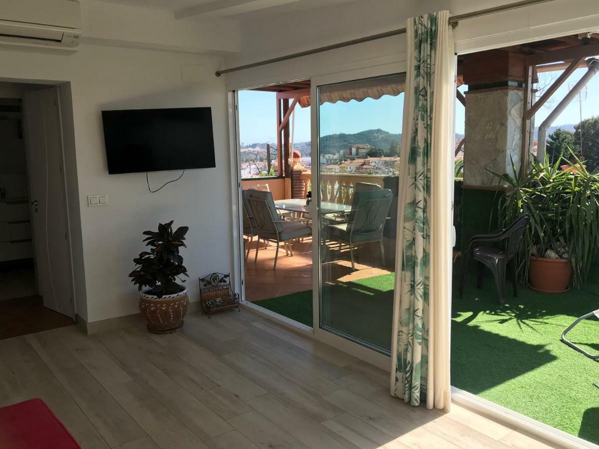 Apartment With Private Patio Fuengirola Exterior photo