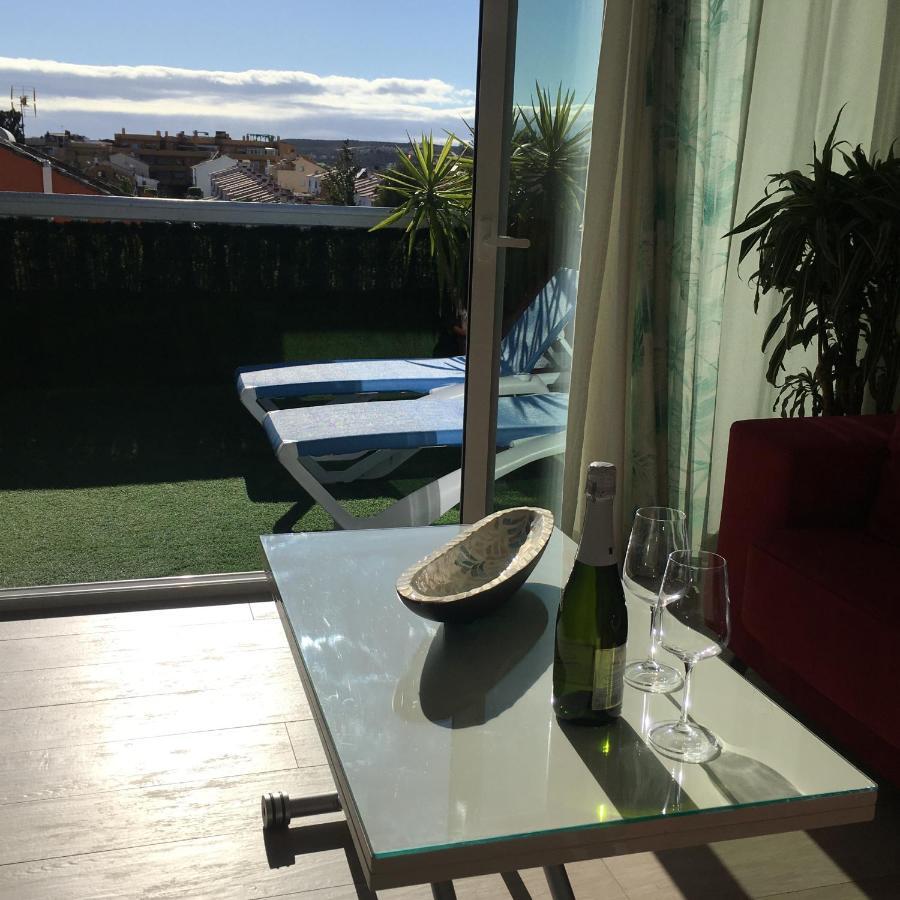 Apartment With Private Patio Fuengirola Exterior photo