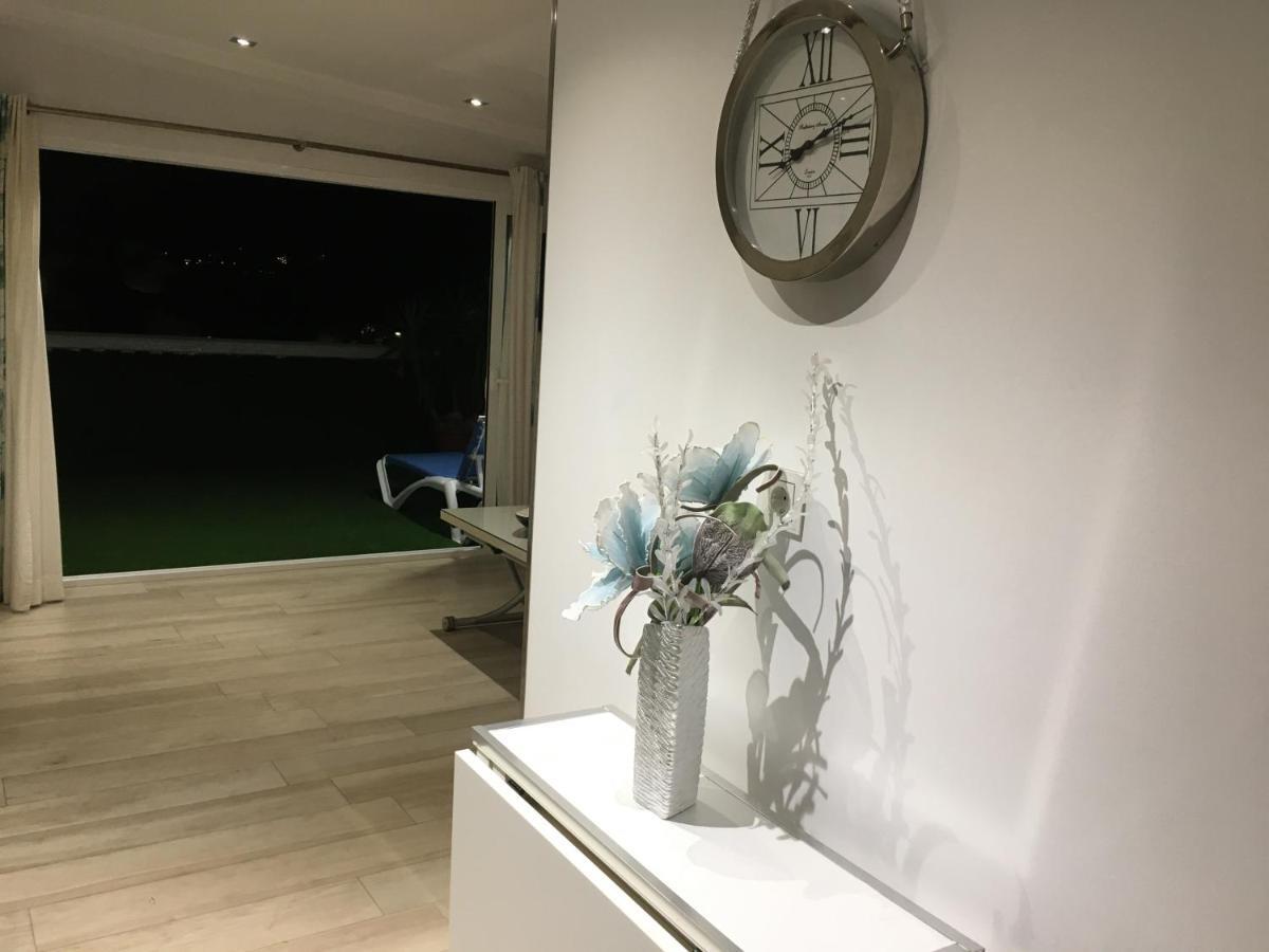 Apartment With Private Patio Fuengirola Exterior photo